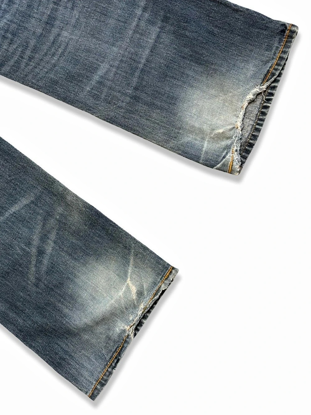 Y2K ROCAWEAR Jeans - Picture 5 of 7